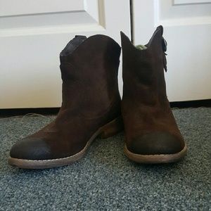 Brown Weathered Boots
